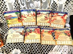 10 DOLLS 10 CARDS CARDS